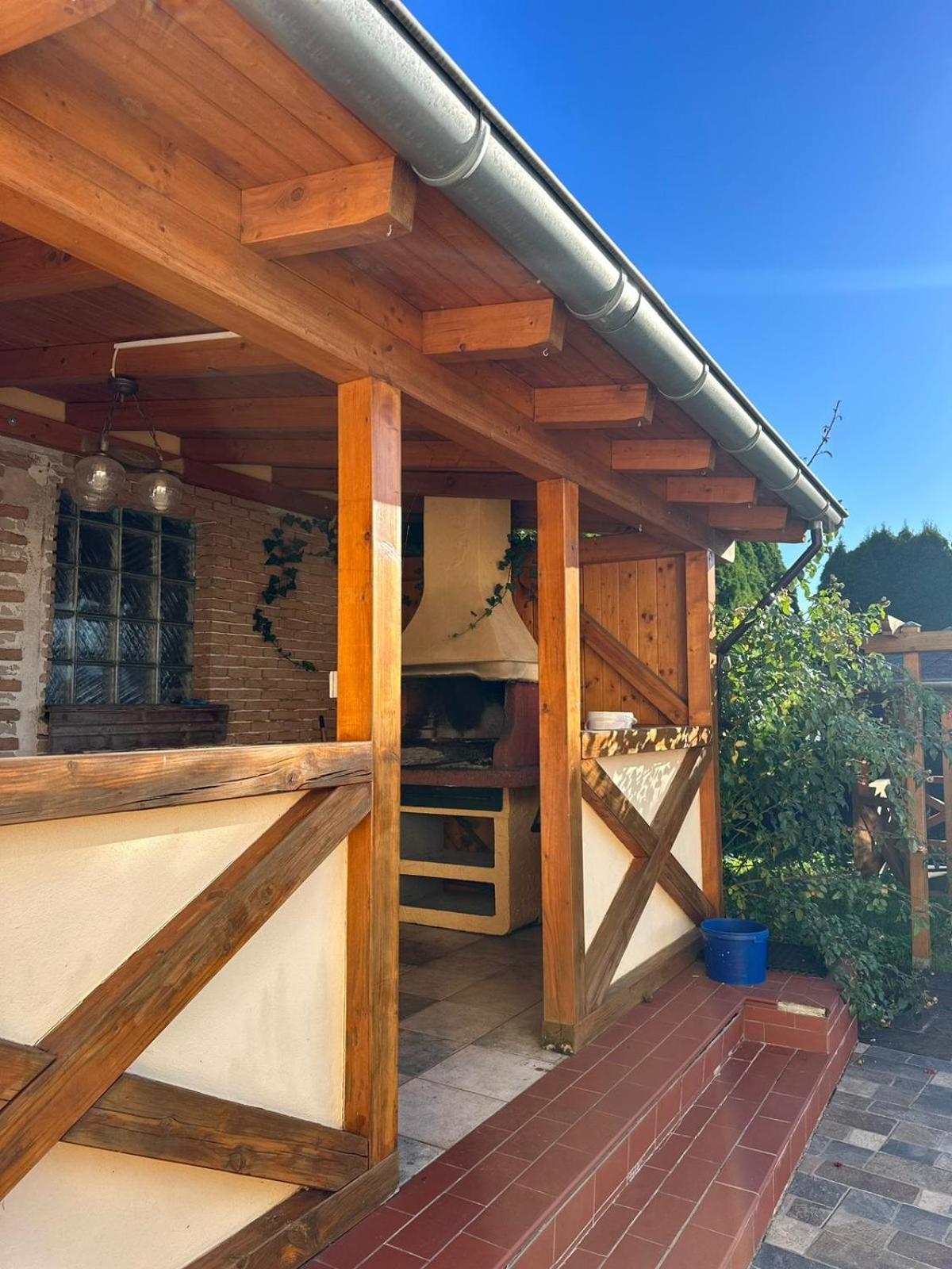 Cosy House Acomodação com café da manhã Dippach Exterior foto